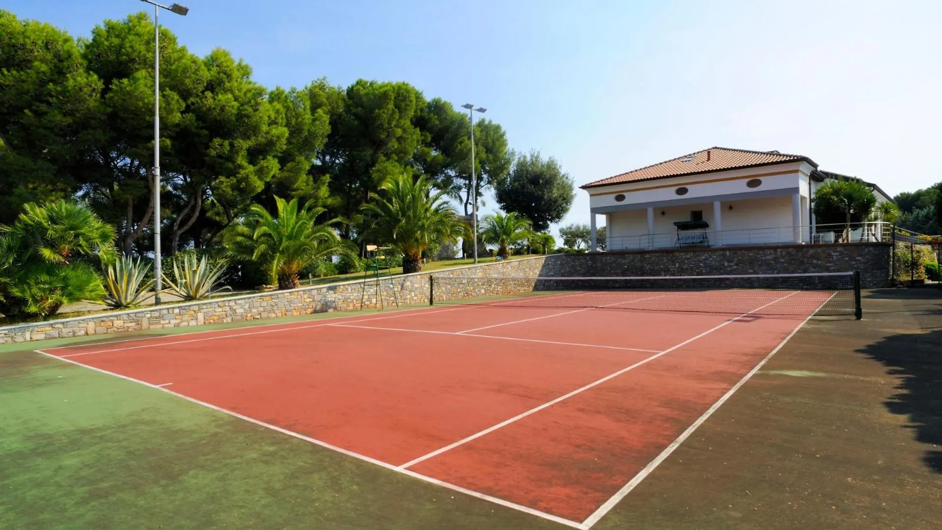 Appartamento In Villa Antonia ライグエーリア