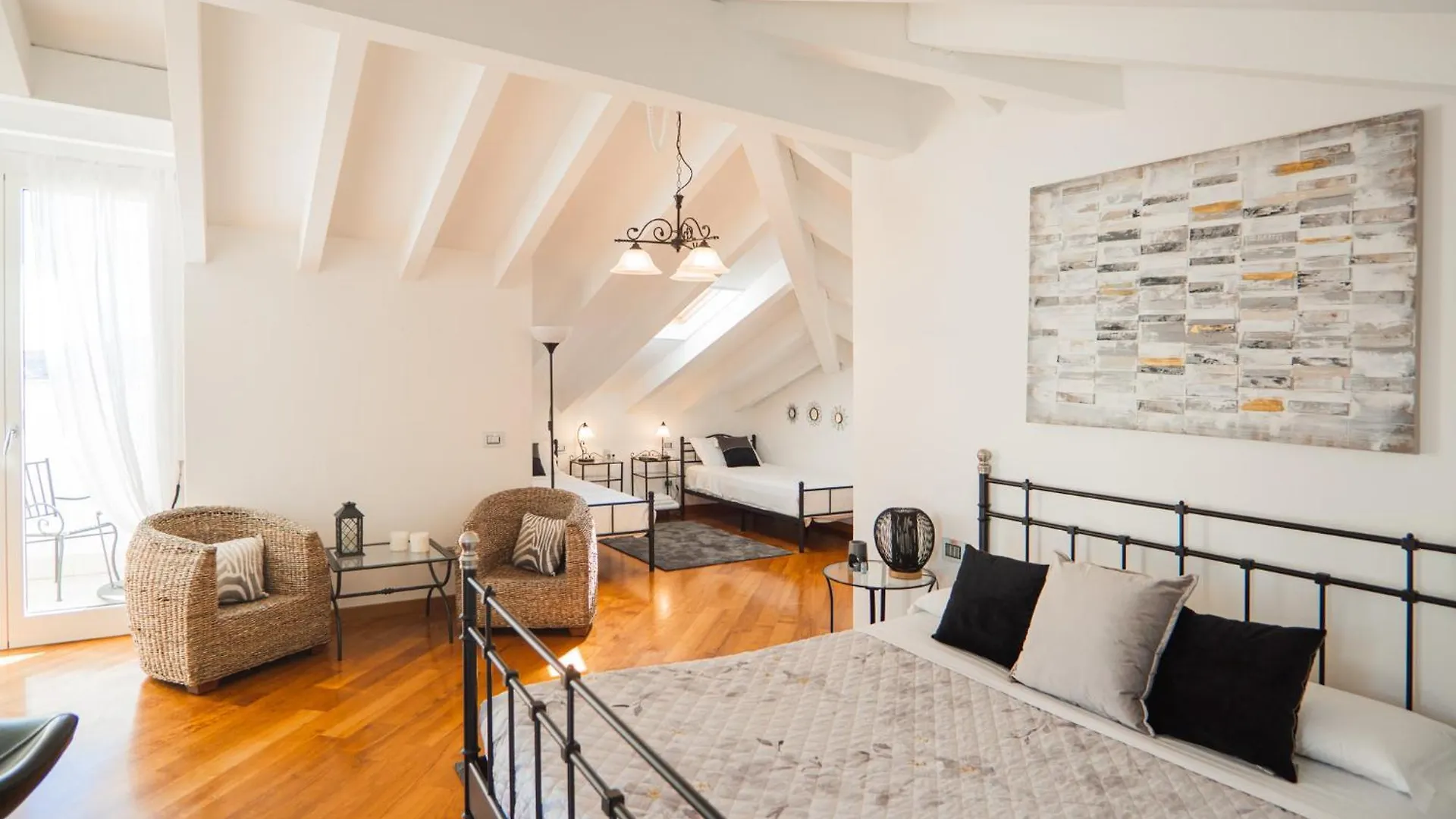 別荘 Appartamento In Villa Antonia ライグエーリア