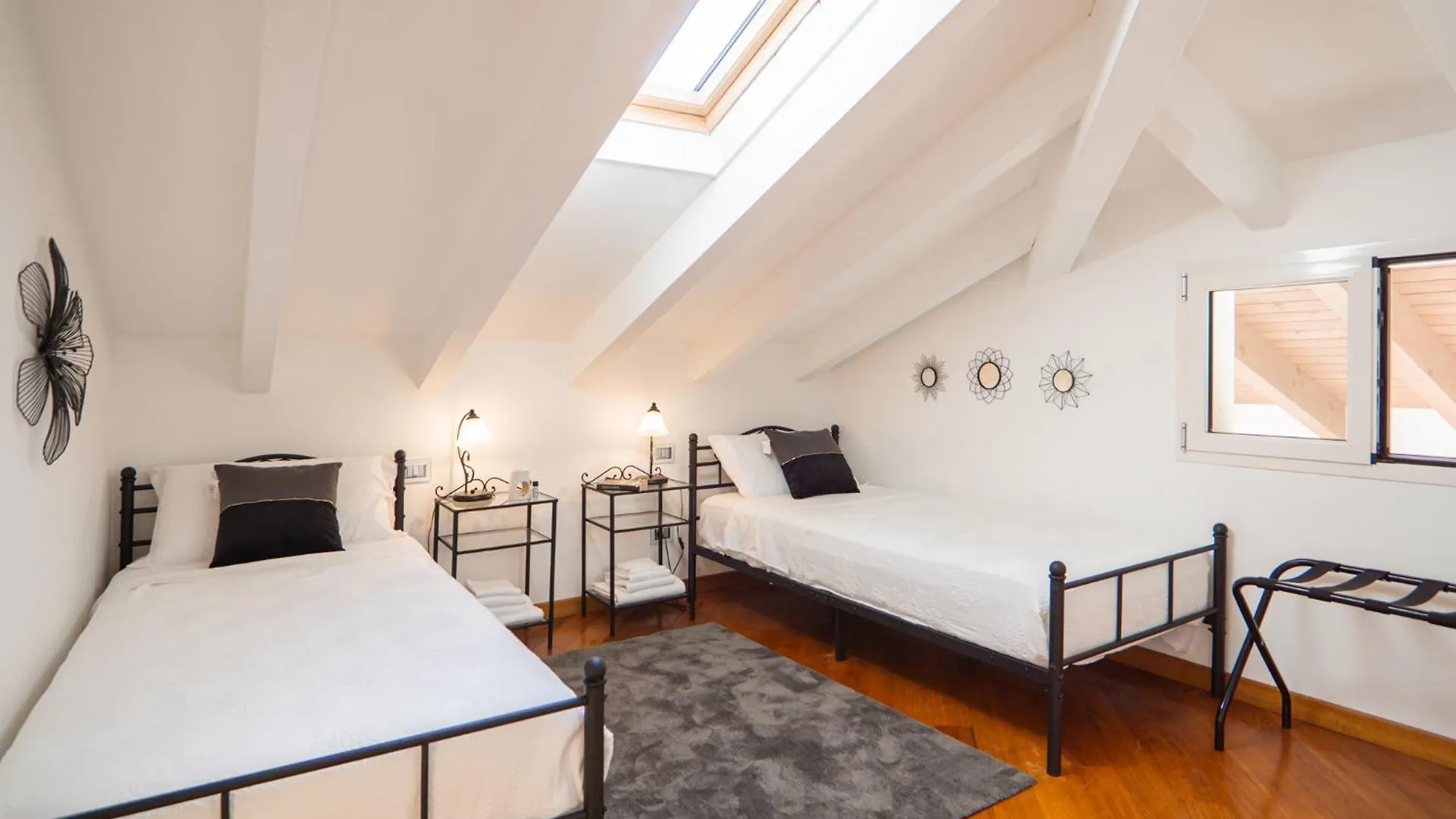 別荘 Appartamento In Villa Antonia ライグエーリア