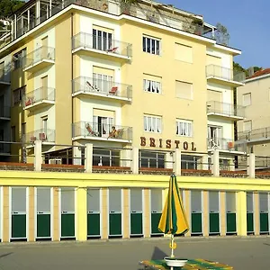 3* Hotel Bristol